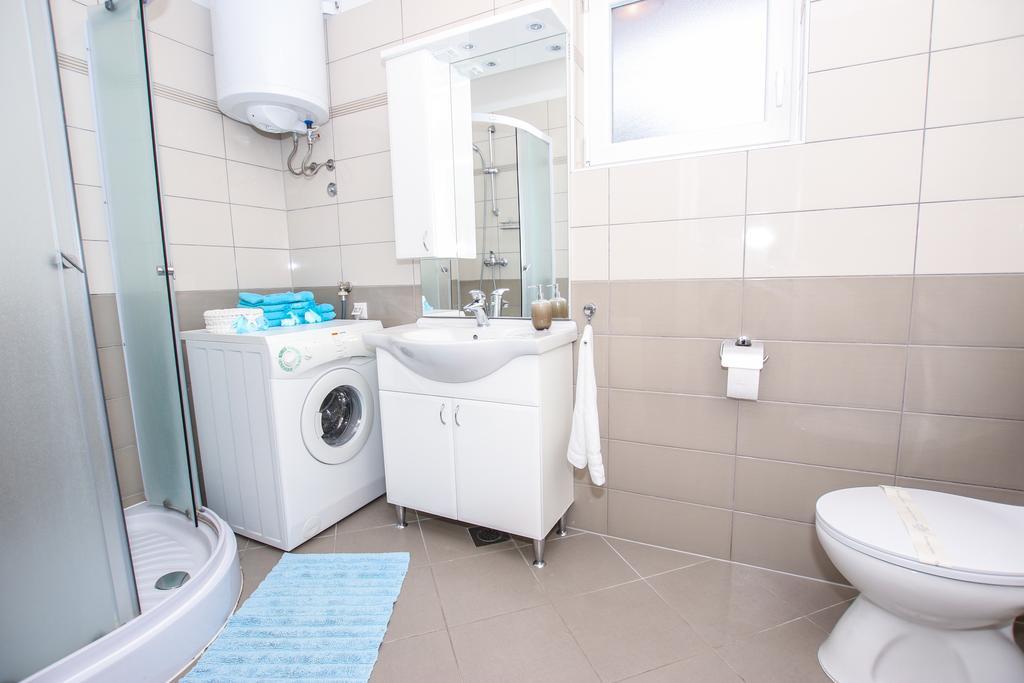 Apartment Bojan Porec Esterno foto